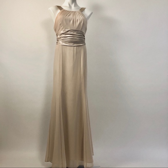 David's Bridal Dresses & Skirts - David’s Bridal Chiffon long gown champagne prom